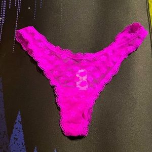 Womens thong XS